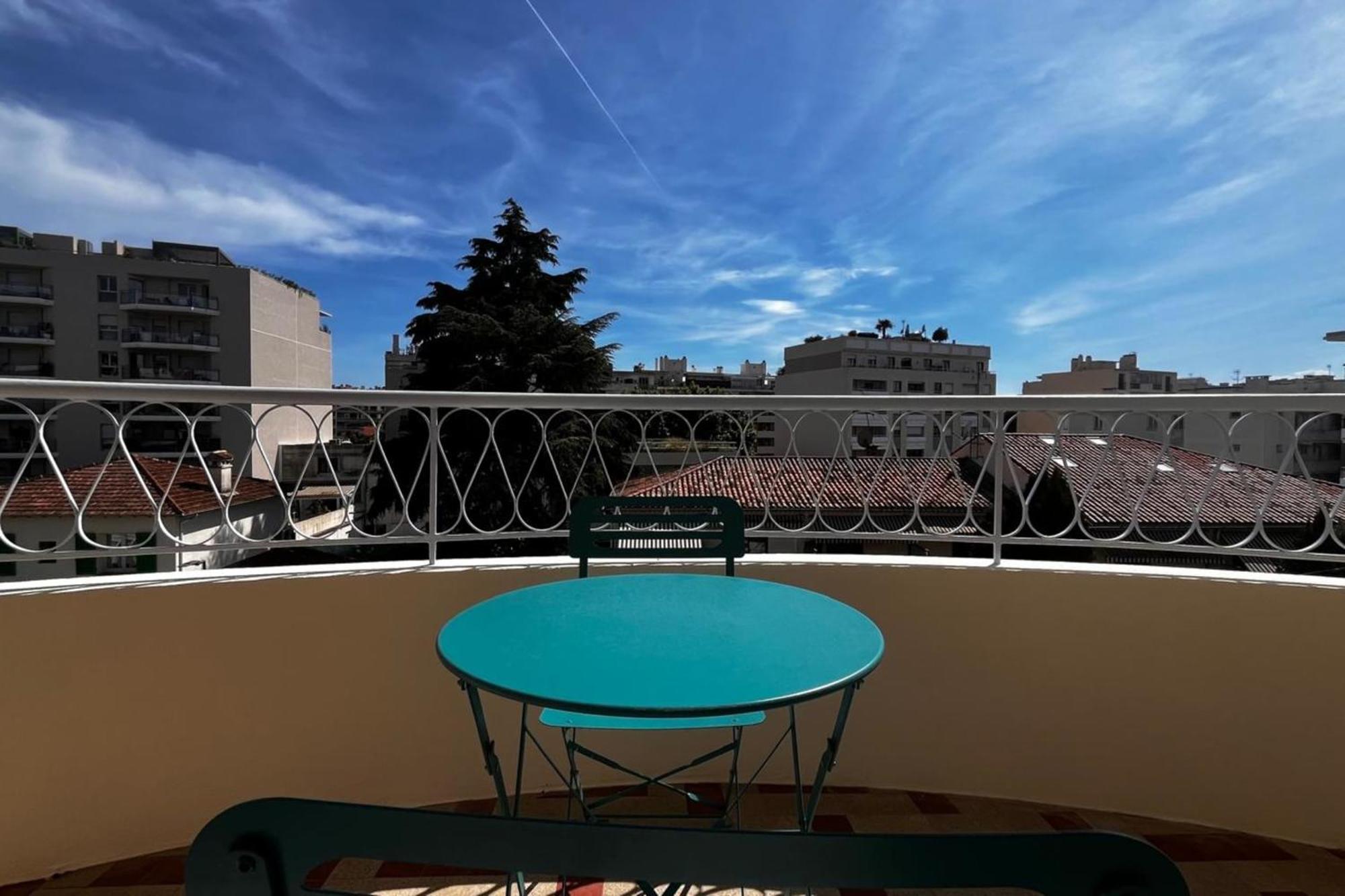 Beautifull Appartment Near The Beach Antibes